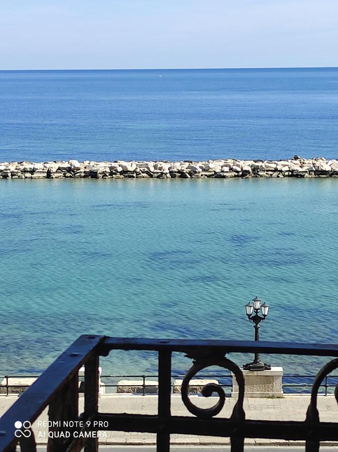 Mariantomare Casa Vacanze Monolocale Lungomare バーリ エクステリア 写真
